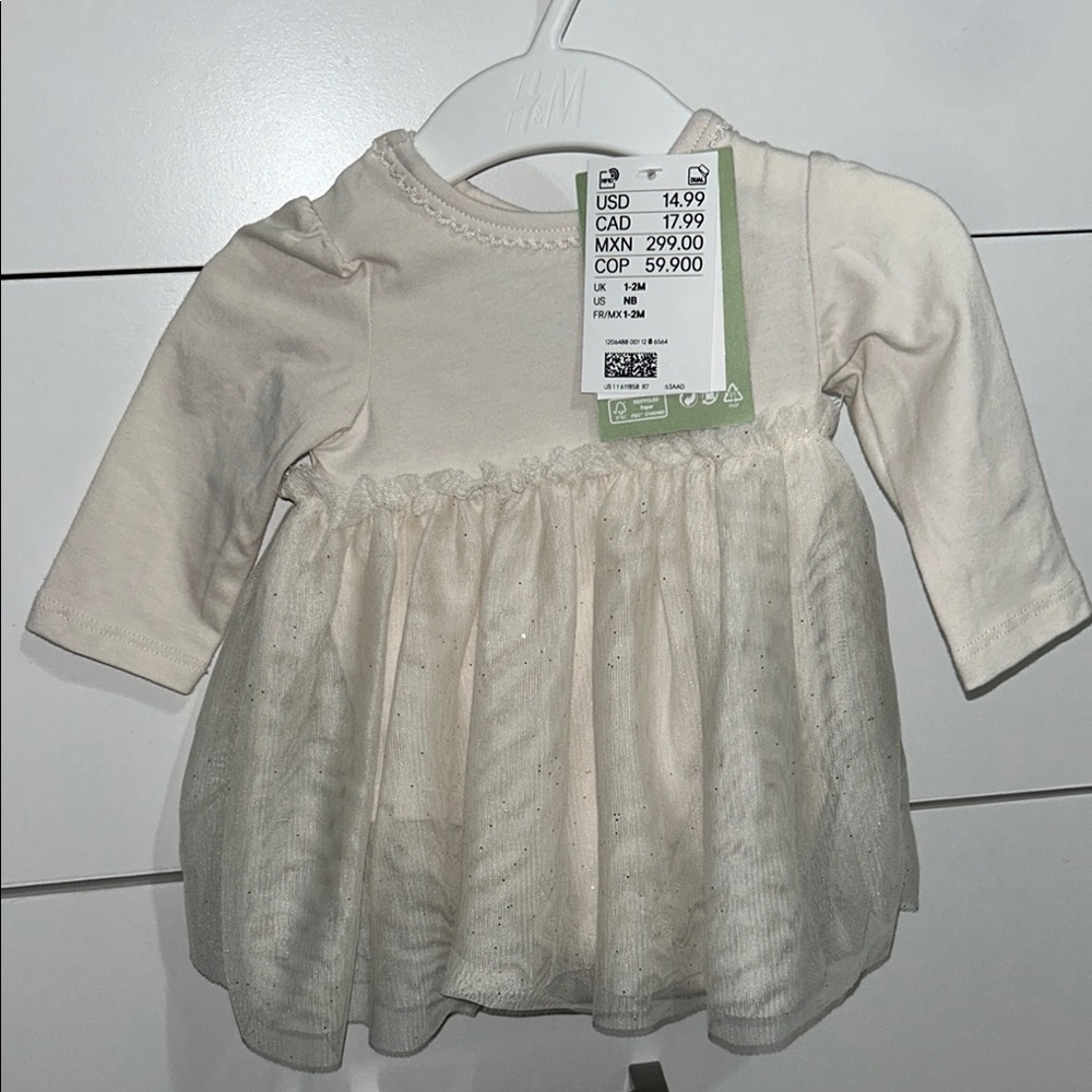 NWT H&M babygirl dress size 1-2m